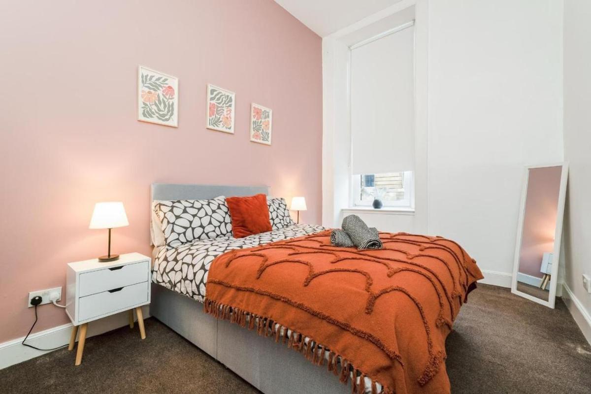 Unique Townhouse - Modern & Location Apartment Belfast